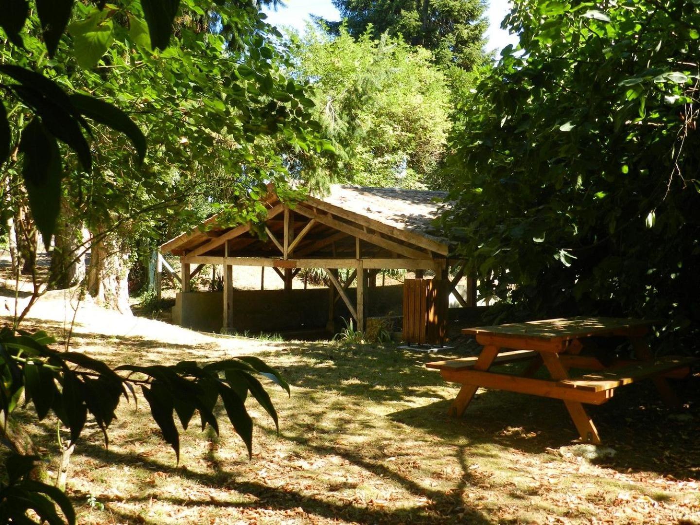 Chambres Et Gites Les Deux Chenes Pres De Bergerac Le Fleix ภายนอก รูปภาพ