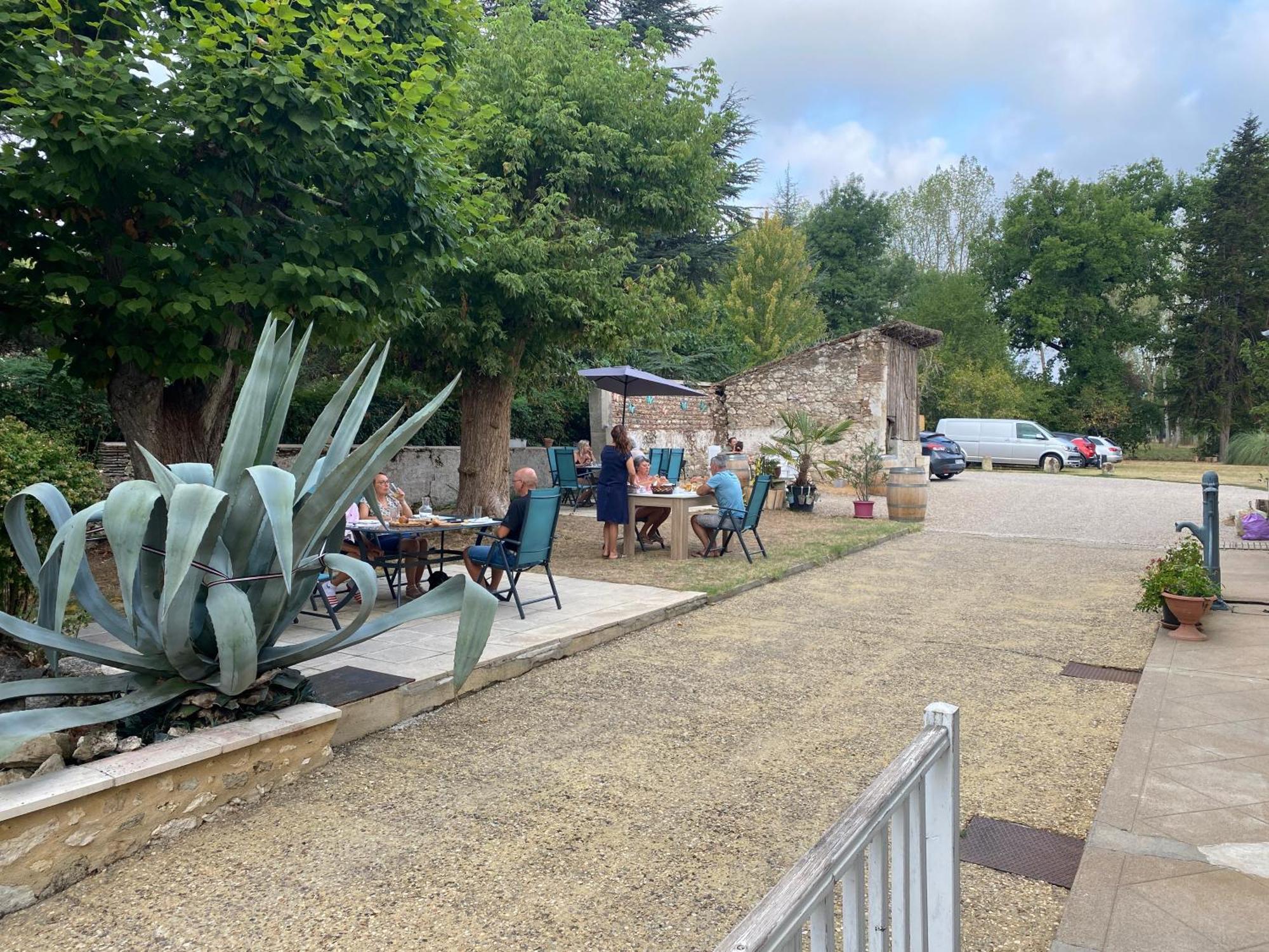 Chambres Et Gites Les Deux Chenes Pres De Bergerac Le Fleix ภายนอก รูปภาพ