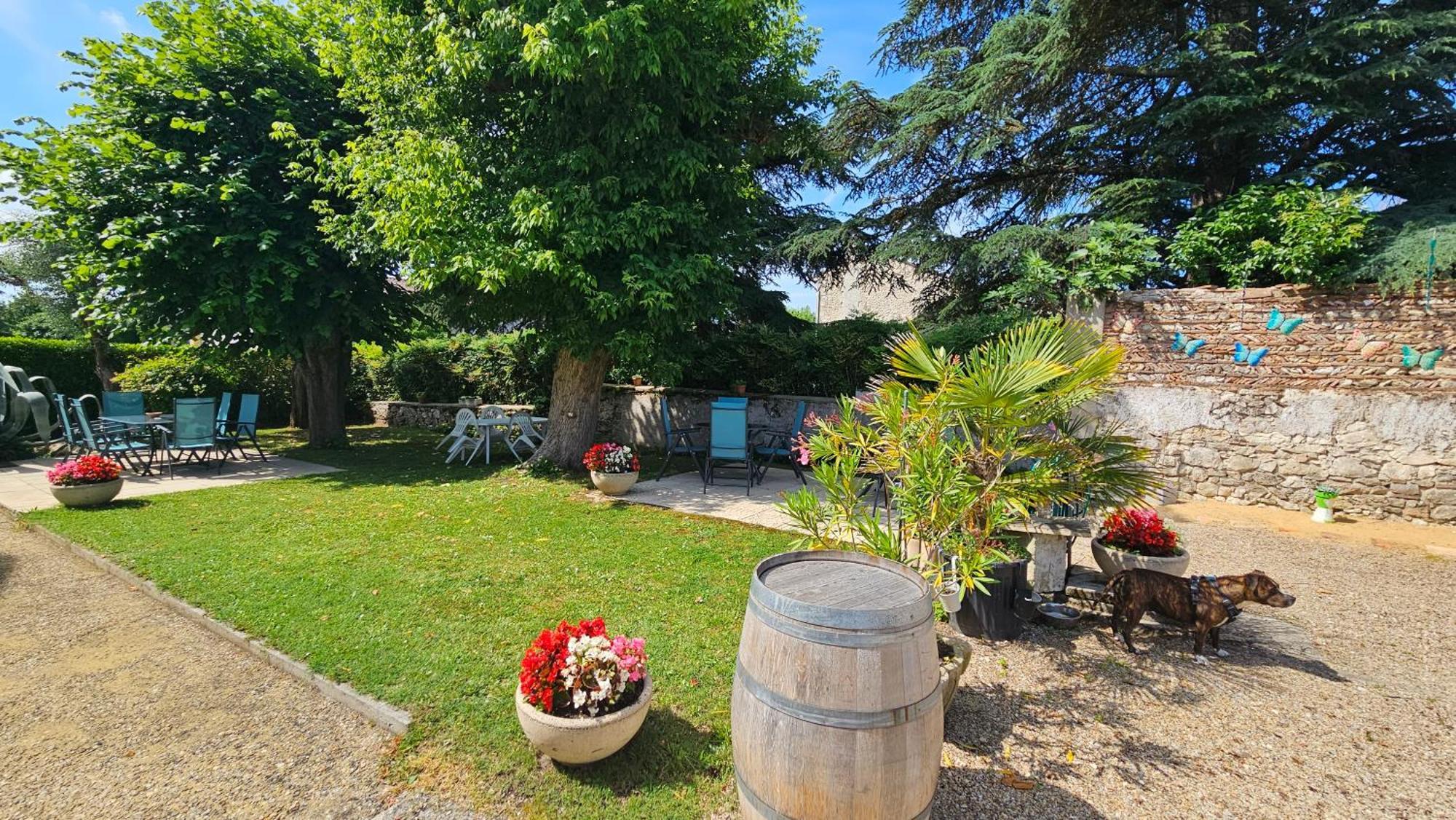 Chambres Et Gites Les Deux Chenes Pres De Bergerac Le Fleix ภายนอก รูปภาพ